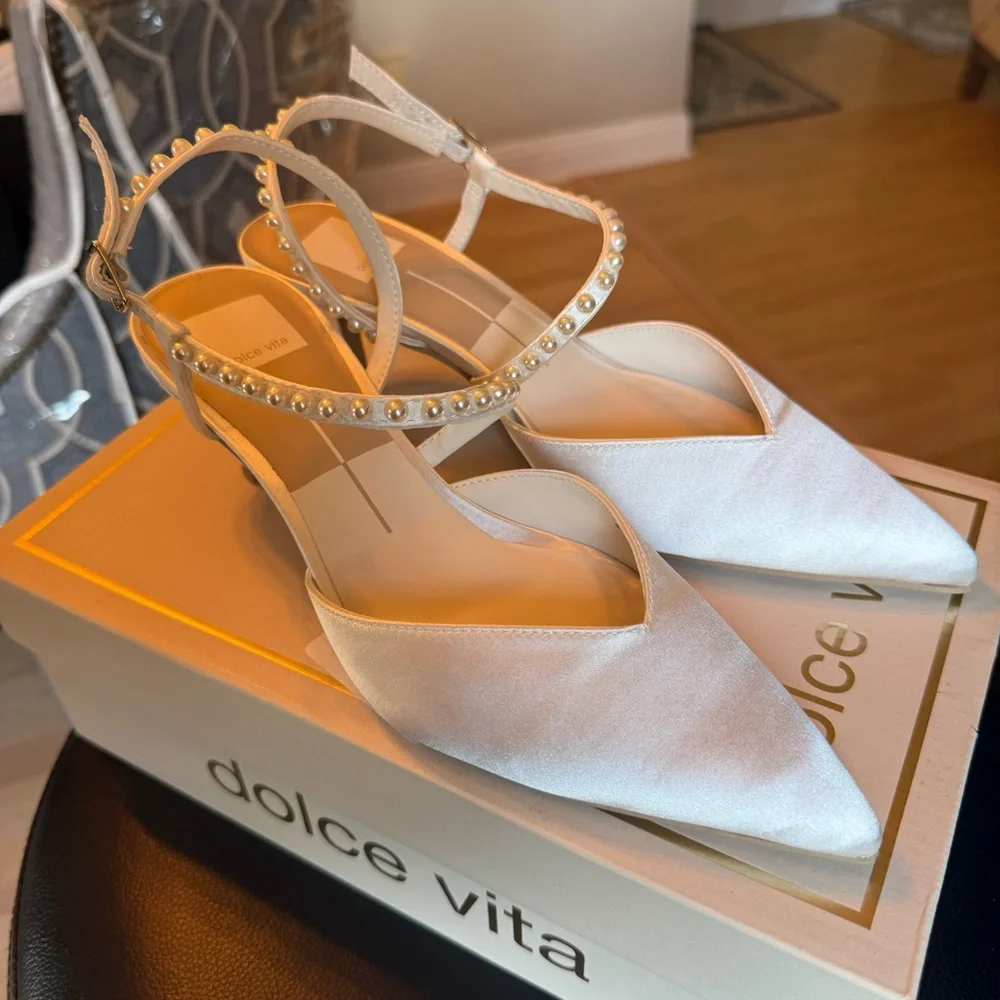 Dolce Vita Kamra Pearl Heels True White Satin - Picture 6 of 7